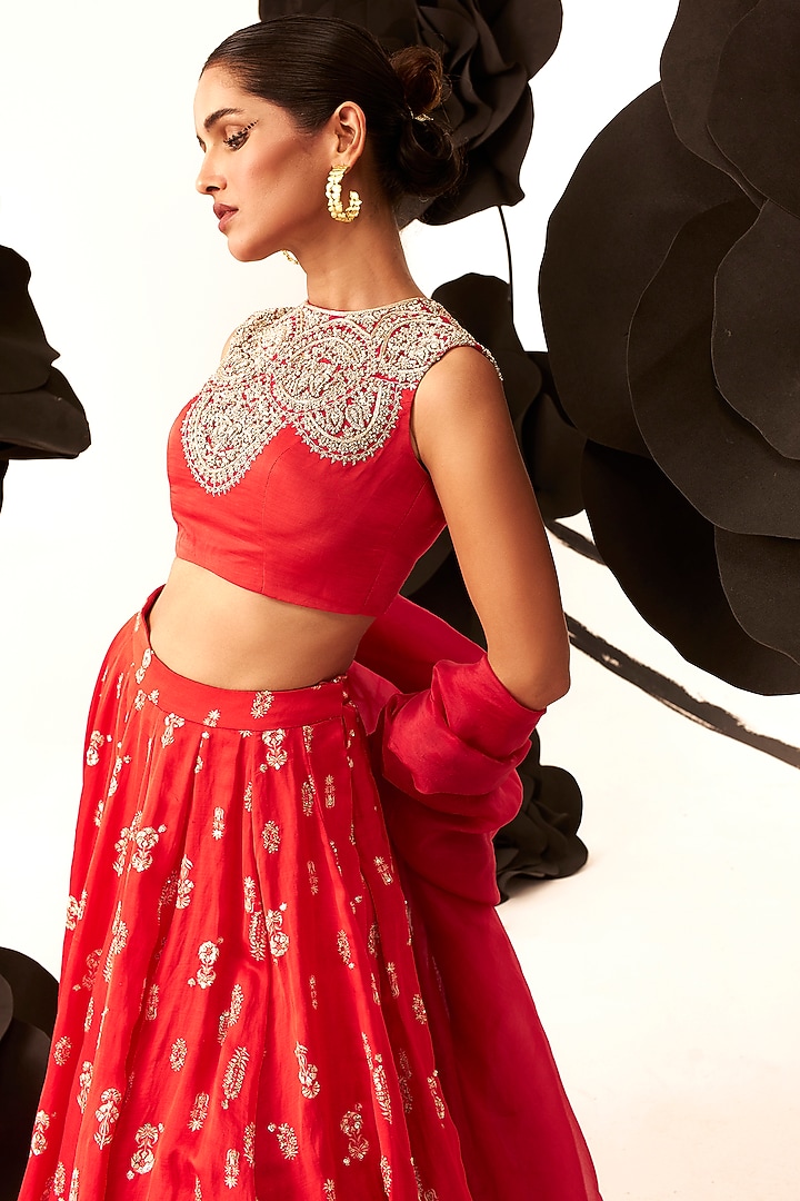 Red Georgette & Linen Satin Wedding Lehenga Set by Bhumika Sharma at Pernia's Pop Up Shop