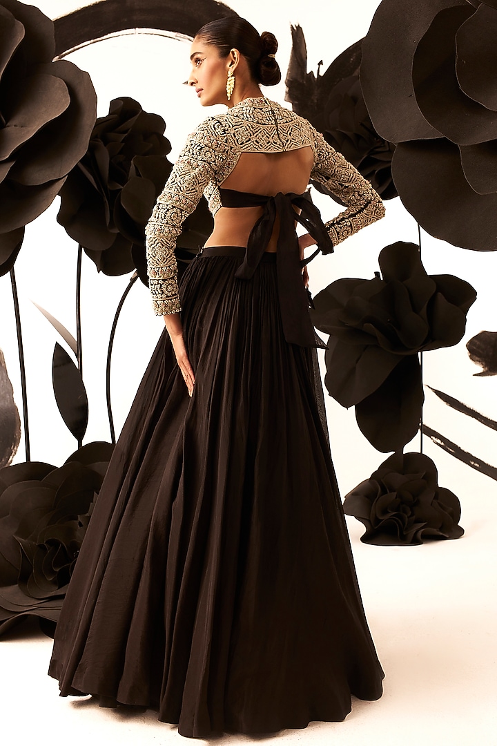 Black Organza & Net Bridal Lehenga Set by Bhumika Sharma at Pernia's Pop Up Shop