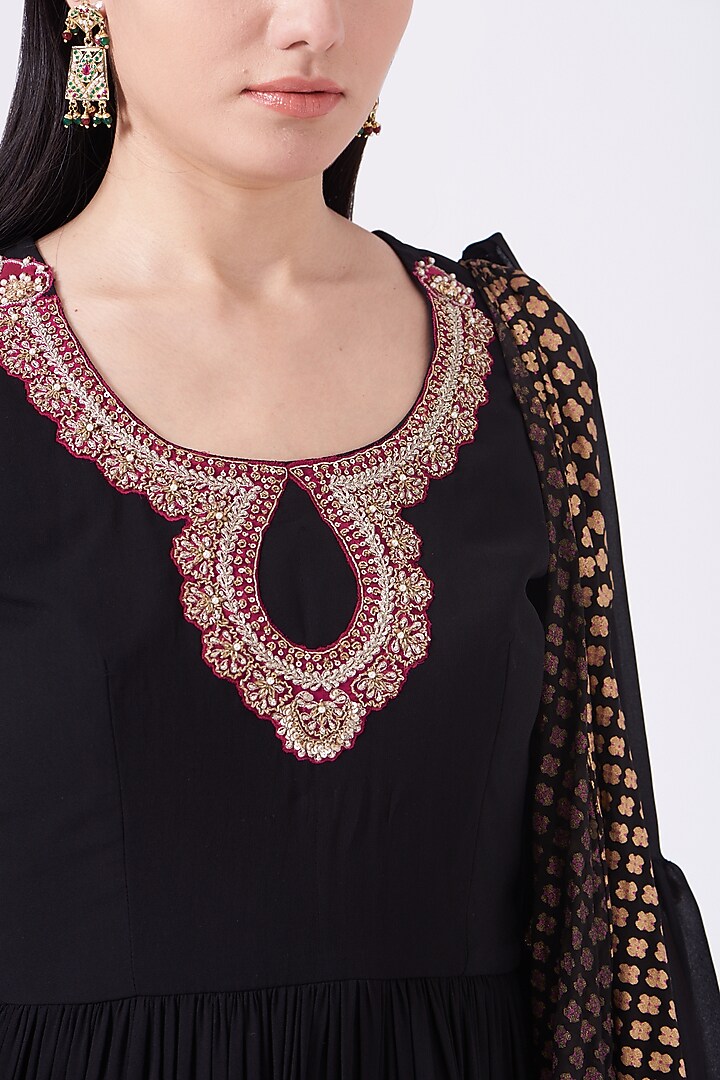Black Embroidered Peplum Kurta Set by Bhumika Sharma at Pernia's Pop Up Shop