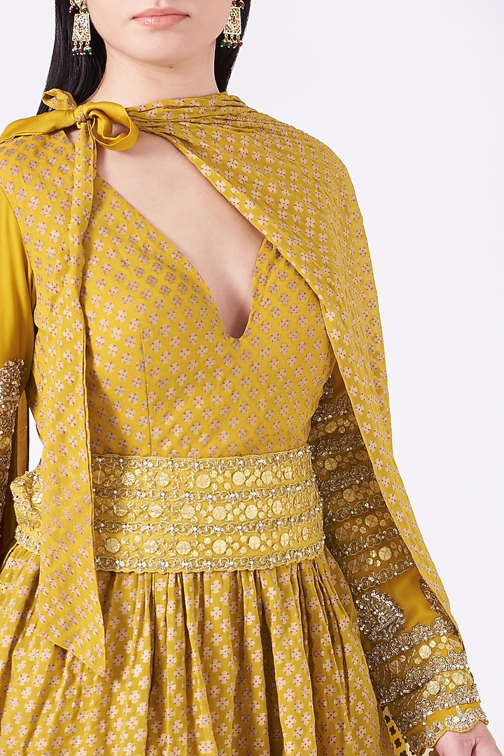 Haldi Yellow Printed Wedding Sharara Set by Bhumika Sharma at Pernia's Pop Up Shop