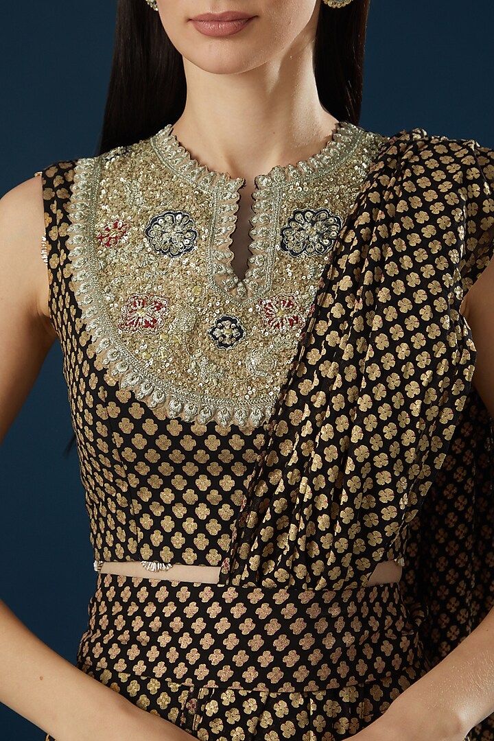 Black Georgette Mogra Printed Pre-Stitched Saree Set by Bhumika Sharma at Pernia's Pop Up Shop