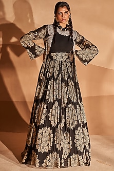 product-color-Black