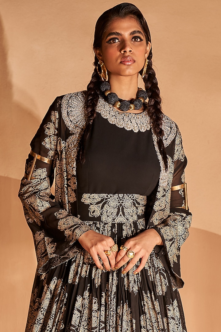 Black Printed & Embroidered Wedding Anarkali Set by Bhumika Sharma at Pernia's Pop Up Shop