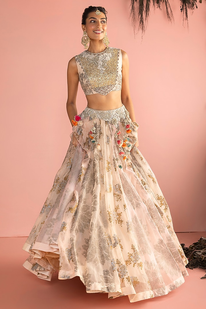 Champagne Organza Wedding Lehenga Set by Bhumika Sharma at Pernia's Pop Up Shop