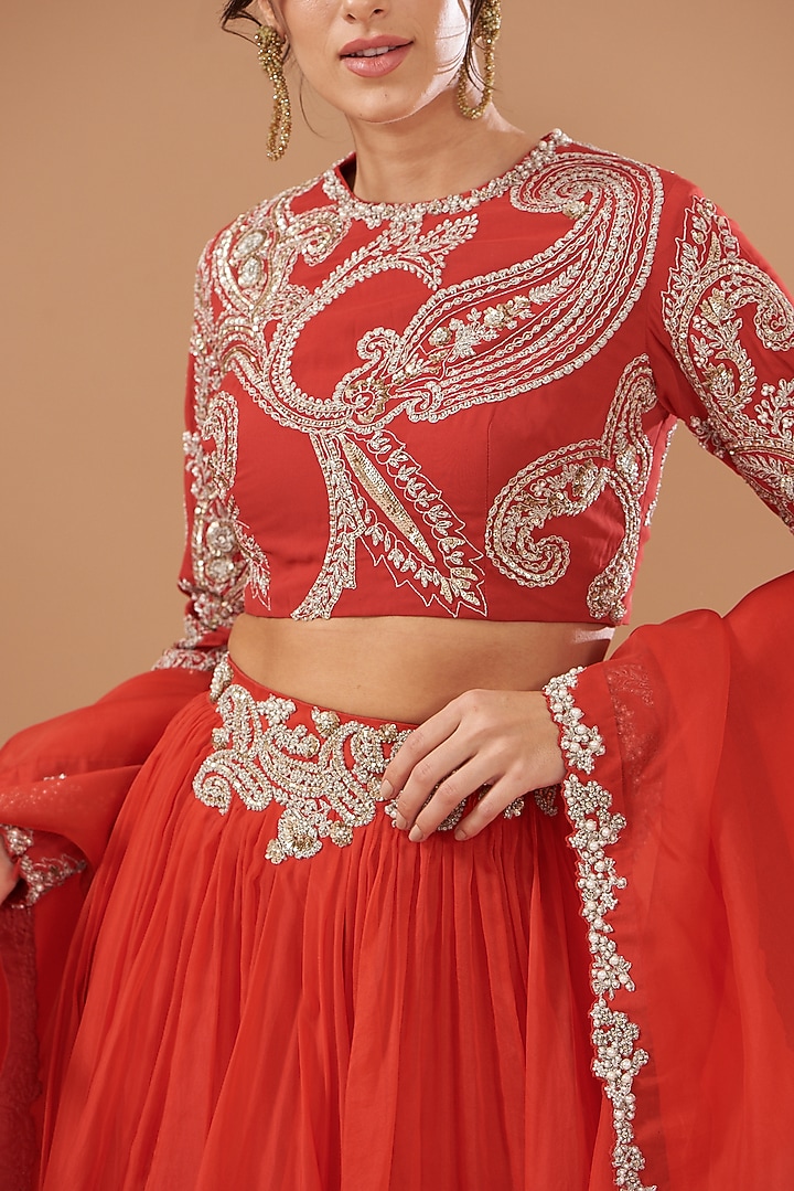 Red Organza Bridal Lehenga Set by Bhumika Sharma at Pernia's Pop Up Shop
