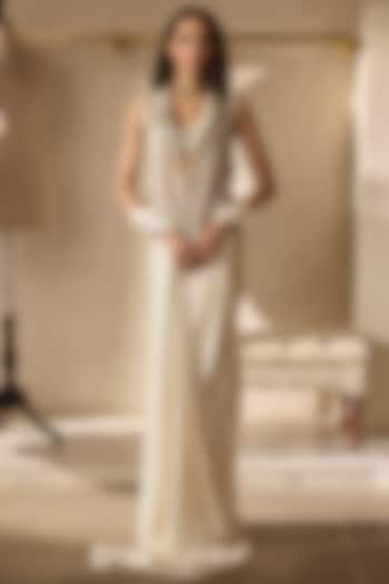Ivory Satin Silk & Organza Jacket Reception Saree Set by Bhumika Sharma at Pernia's Pop Up Shop