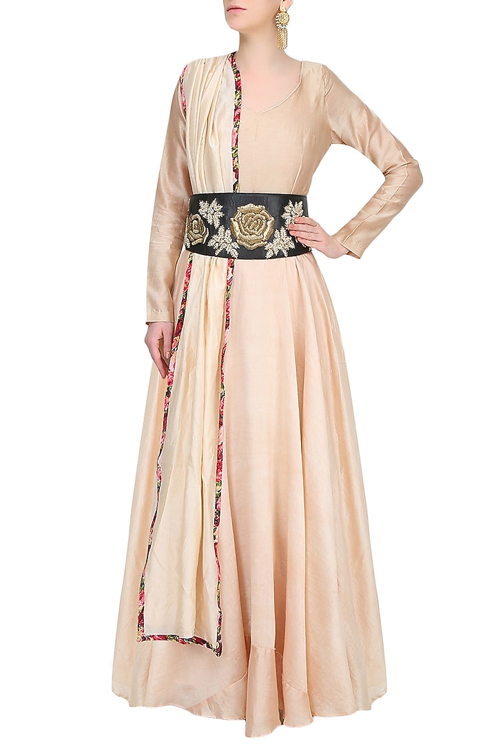 Ivory V-neck flared anarkali set with black rosette motifs dabka embroidered belt available only at Pernia's Pop Up Shop.