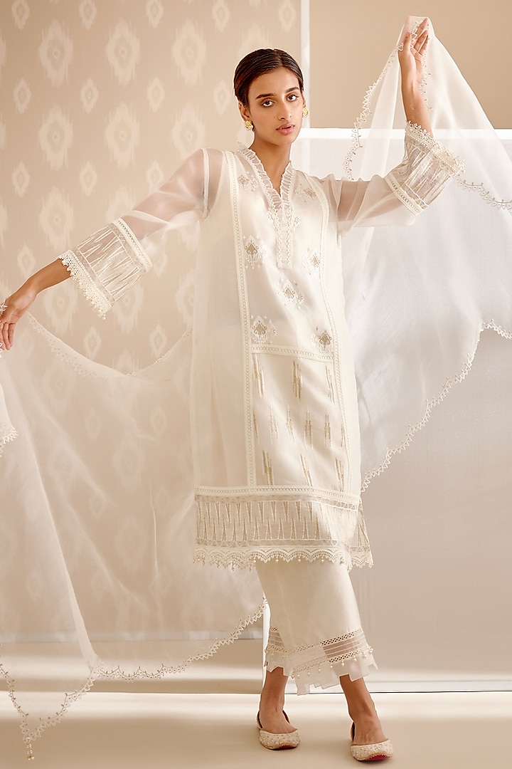 Ivory Organza Embroidered Kurta Set by Bunka