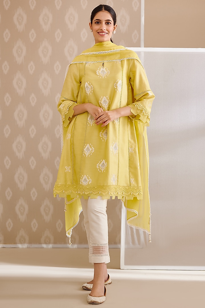Yellow Chanderi Silk Embroidered A-Line Kurta Set by Bunka