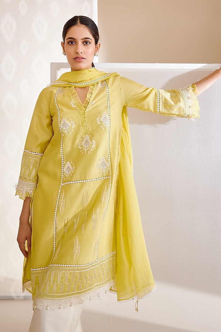 Yellow Chanderi Silk A-Line Kurta Set by Bunka at Pernia's Pop Up Shop