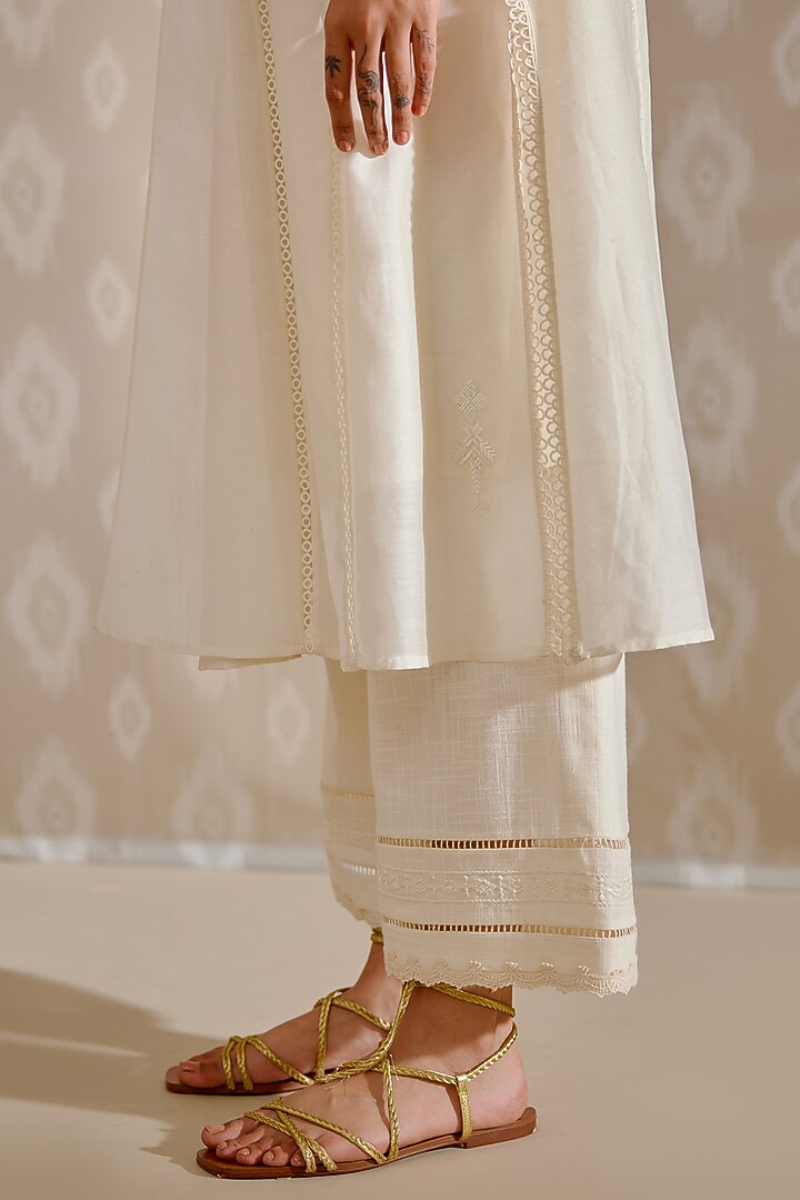 Ivory Chanderi Choga Kurta Set by Bunka at Pernia's Pop Up Shop