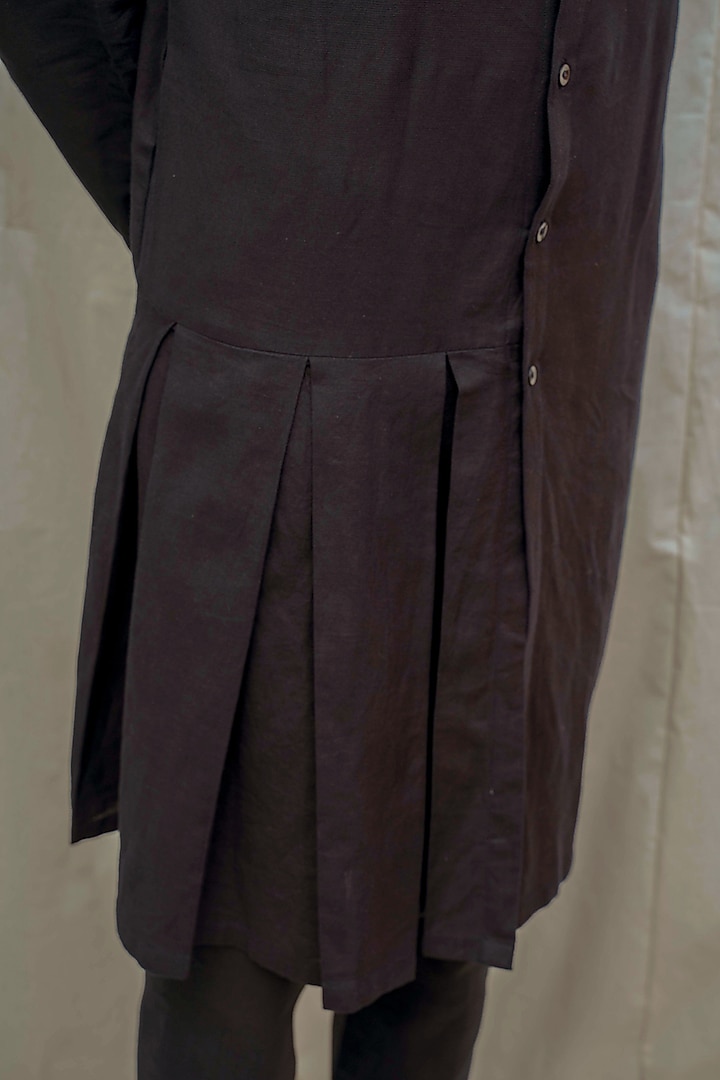 Black Cotton Linen Kurta With Pants by Bohame Men at Pernia's Pop Up Shop