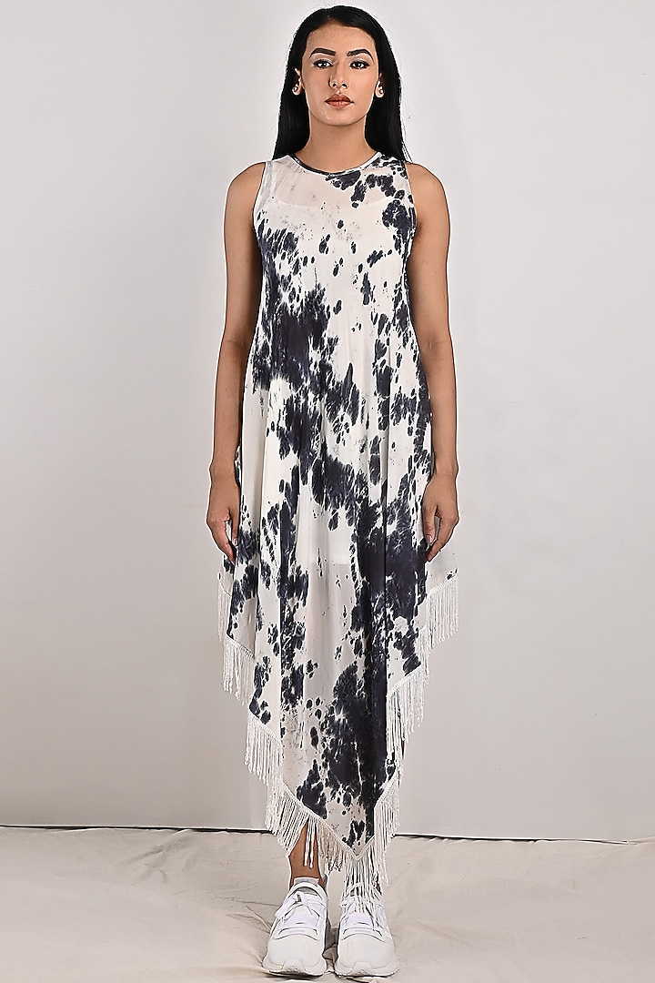 White & Black Printed Asymmetrical Dress by Bohame