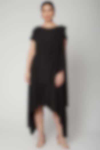 Black Oversized Dress With Belt by Bohame