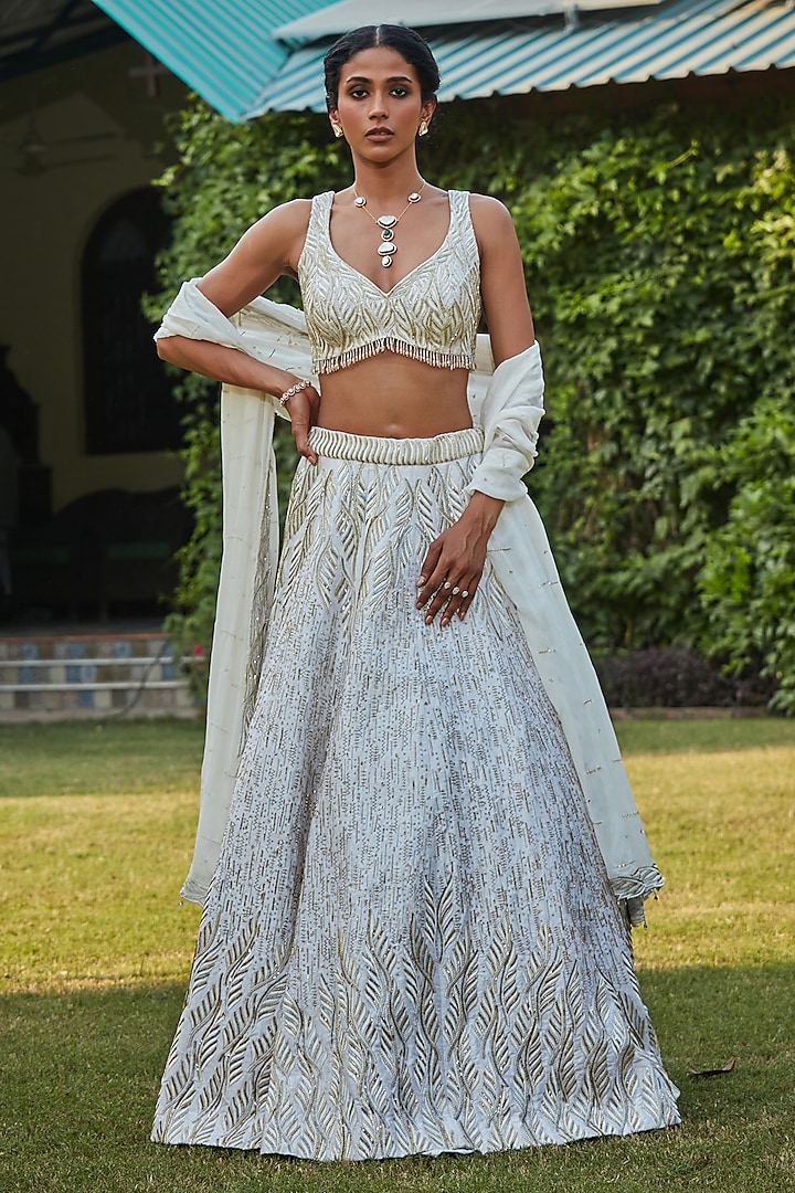 Off-White Raw Silk Hand Embroidered Bridal Lehenga Set by Bohame at Pernia's Pop Up Shop