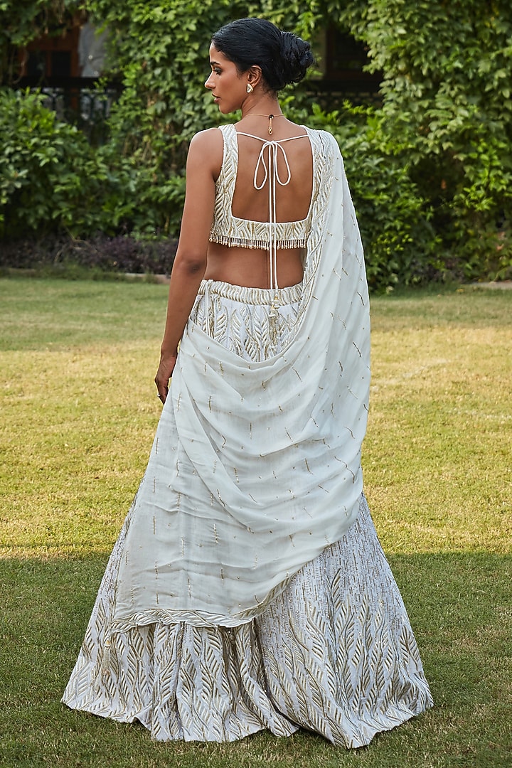 Off-White Raw Silk Hand Embroidered Bridal Lehenga Set by Bohame at Pernia's Pop Up Shop