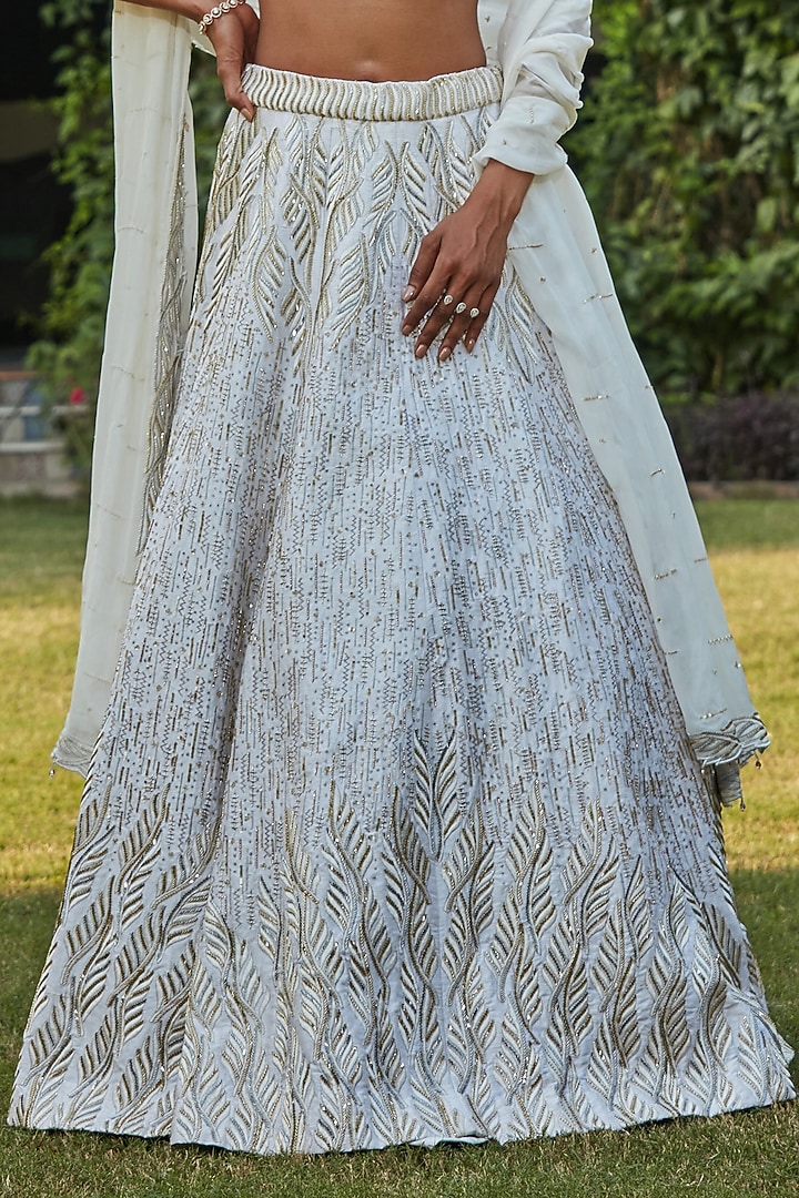 Off-White Raw Silk Hand Embroidered Bridal Lehenga Set by Bohame at Pernia's Pop Up Shop