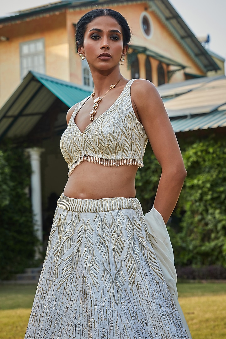 Off-White Raw Silk Hand Embroidered Bridal Lehenga Set by Bohame at Pernia's Pop Up Shop