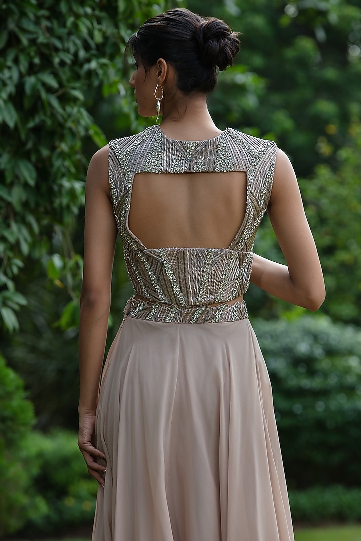 Champagne Organza Wedding Lehenga Set by Bohame at Pernia's Pop Up Shop