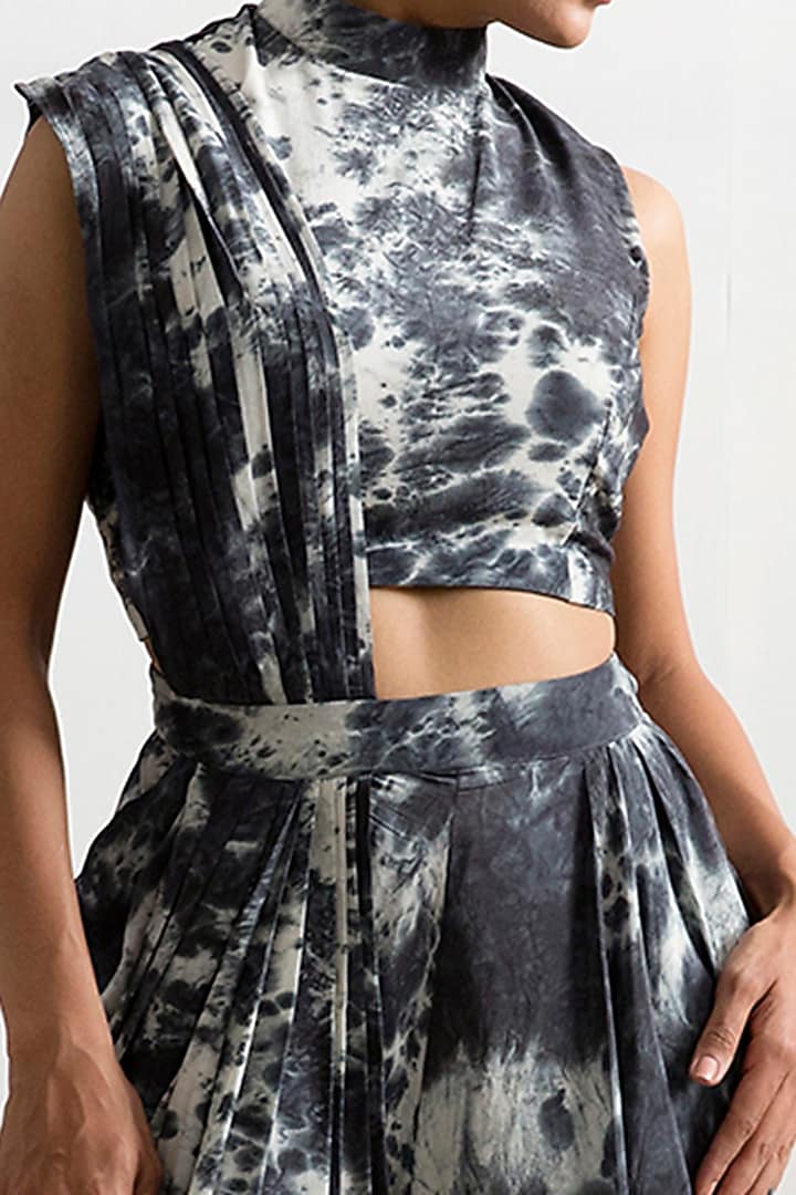 Black & Light Grey Tie-Dye Concept Party Wear Saree Set by Bohame at Pernia's Pop Up Shop