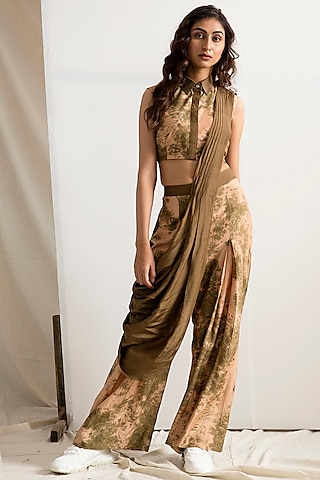 Beige & Green Tie-Dye Concept Saree Set by Bohame