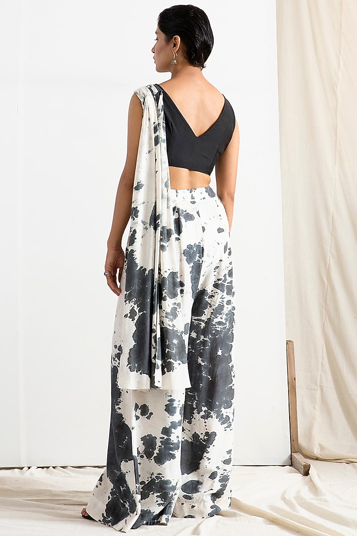 Light Grey & Black Tie-Dye Concept Party Wear Saree Set by Bohame at Pernia's Pop Up Shop