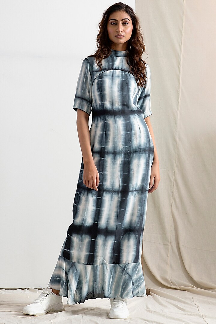Cream & Blue Tie-Dye Maxi Dress by Bohame
