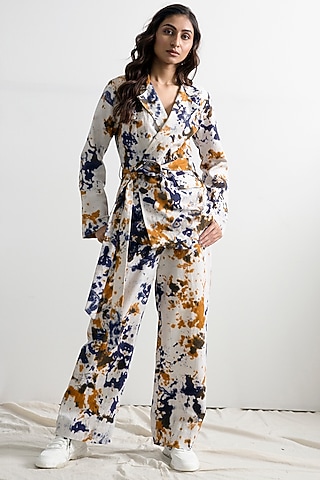 Cream & Blue Tie-Dye Jacket Set by Bohame