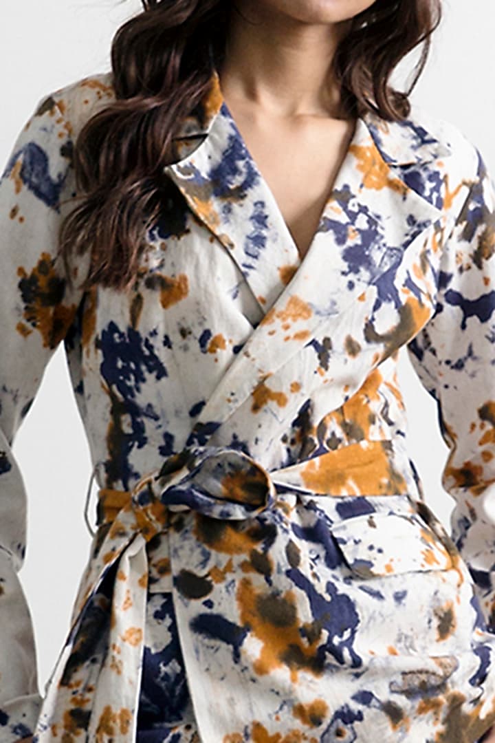 Cream & Blue Tie-Dye Jacket Set by Bohame at Pernia's Pop Up Shop