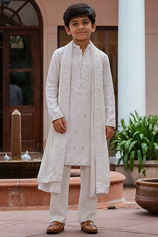 Off-White Chanderi Kurta Set For Boys by Bohame Kids