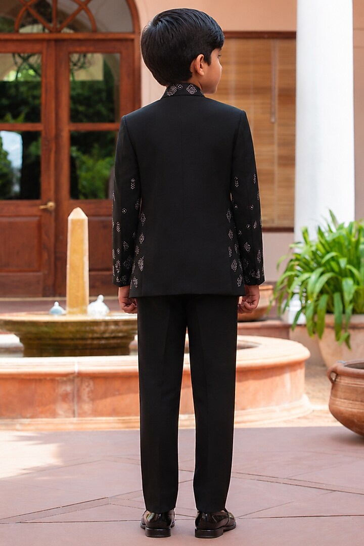 Black Wool Suiting Bandhgala Set For Boys by Bohame Kids at Pernia's Pop Up Shop