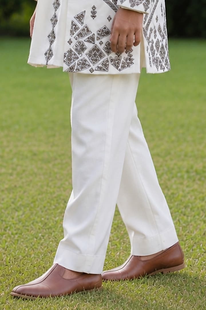 Ivory Tussar Silk Embroidered Kurta Set For Boys by Bohame Kids at Pernia's Pop Up Shop
