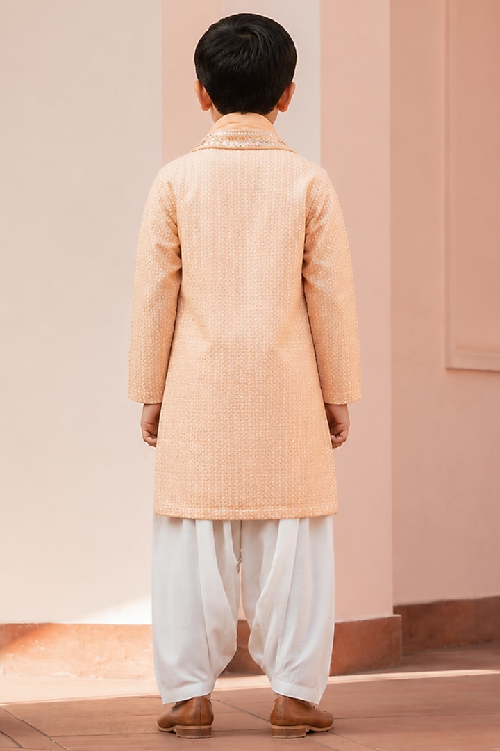 Peach Chikankari Kurta Set For Boys by Bohame Kids at Pernia's Pop Up Shop