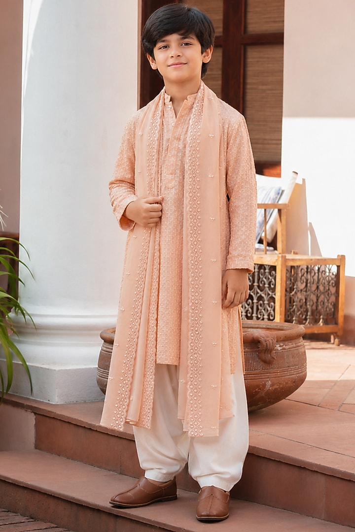 Peach Chikankari Embroidered Kurta Set For Boys by Bohame Kids at Pernia's Pop Up Shop