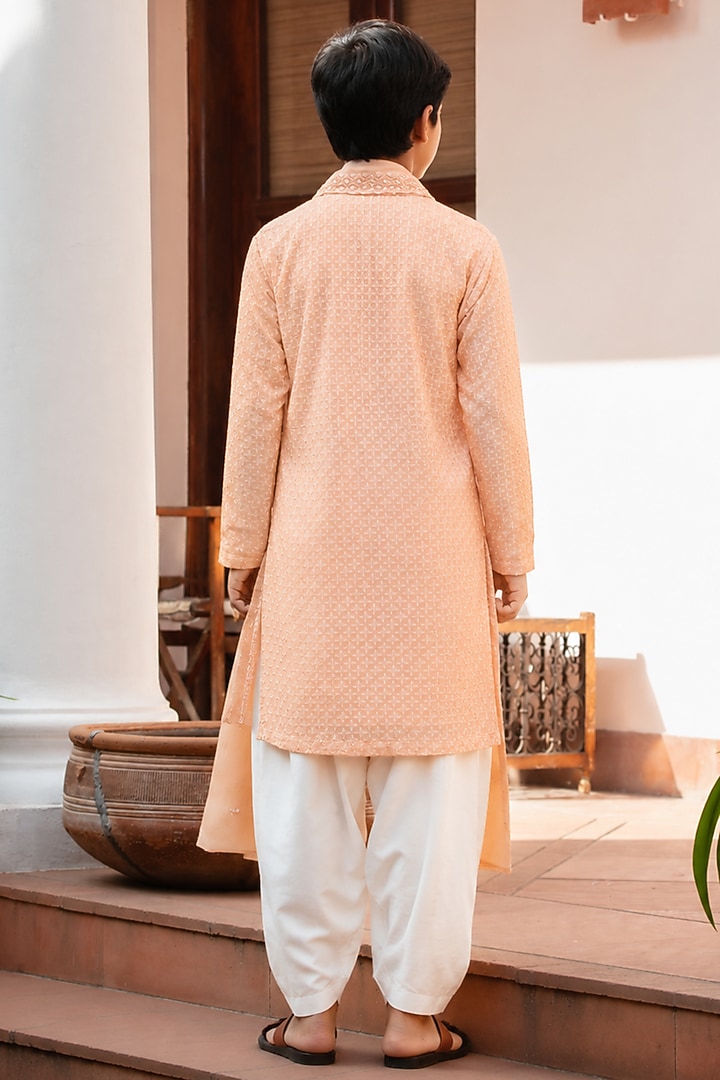 Peach Chikankari Embroidered Kurta Set For Boys by Bohame Kids at Pernia's Pop Up Shop