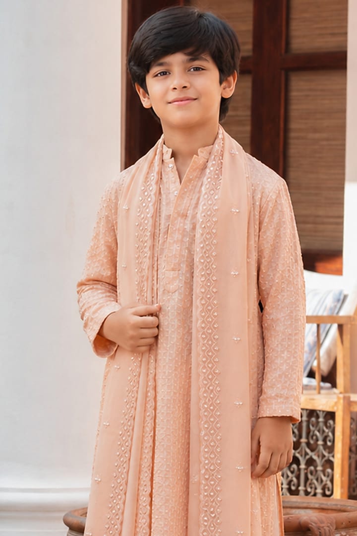 Peach Chikankari Embroidered Kurta Set For Boys by Bohame Kids at Pernia's Pop Up Shop