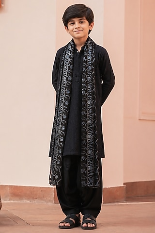 Black Chikankari Kurta Set For Boys by Bohame Kids
