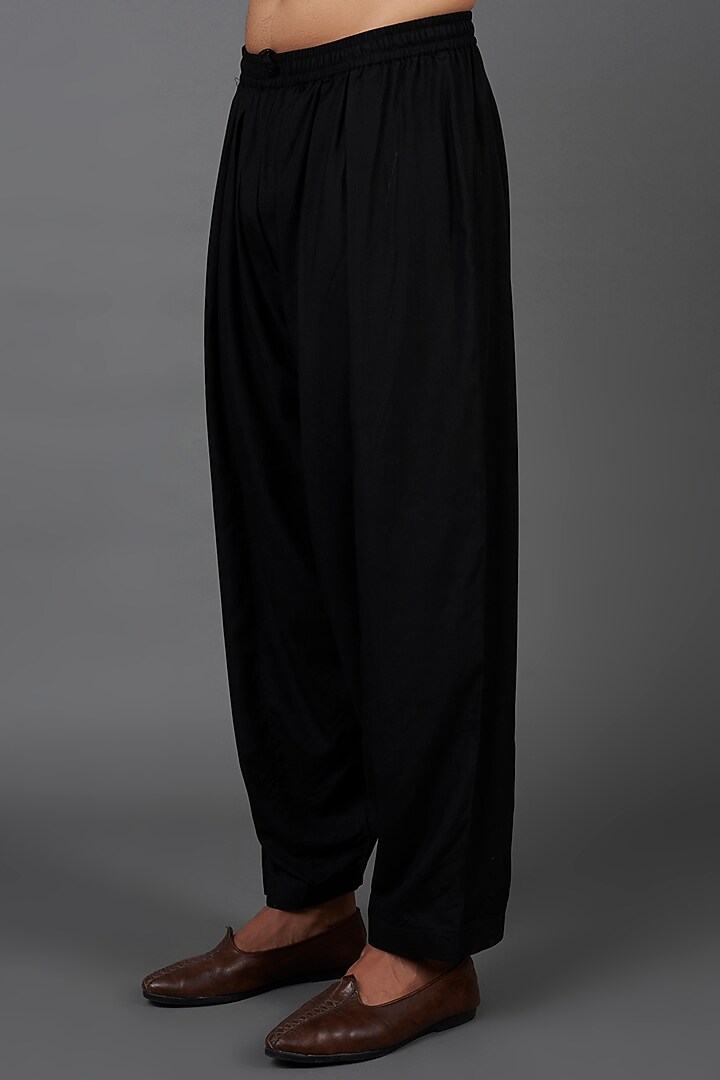 Black Georgette Chikankari Kurta Set by Bohame Men at Pernia's Pop Up Shop