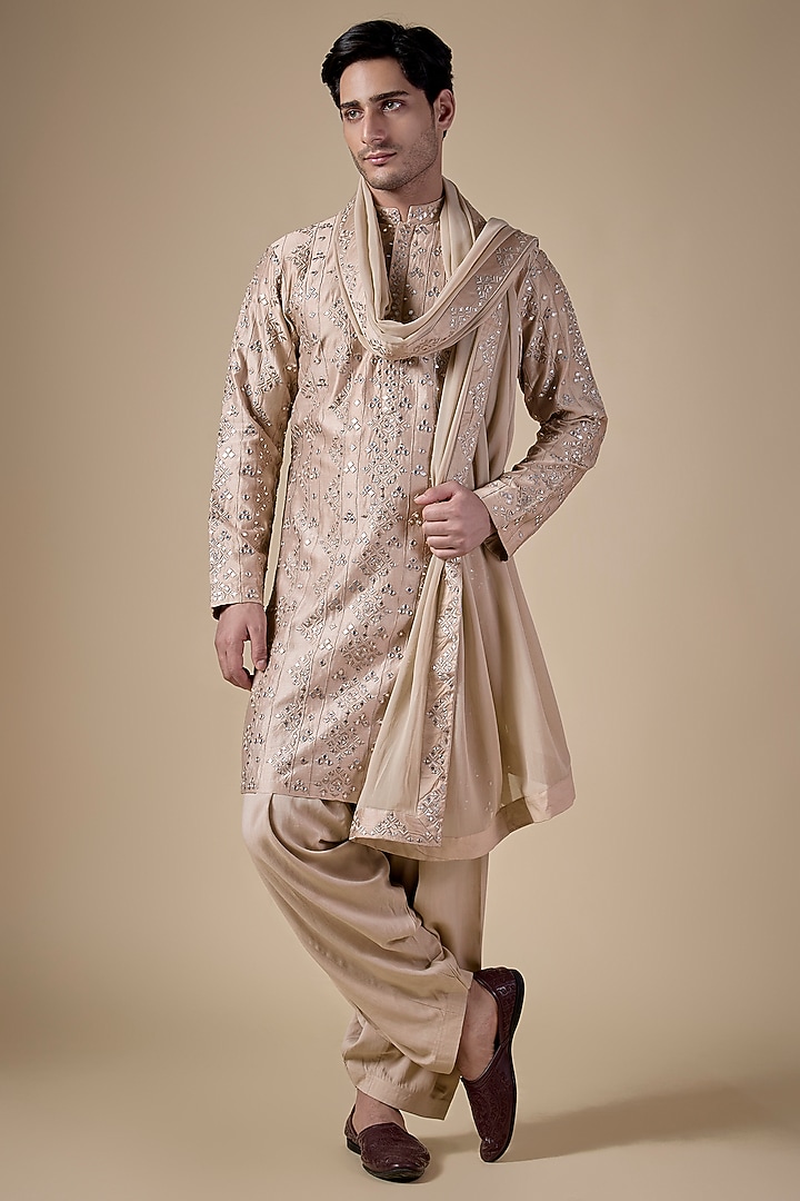 Gold Chanderi Kurta Set by Bohame Men at Pernia's Pop Up Shop