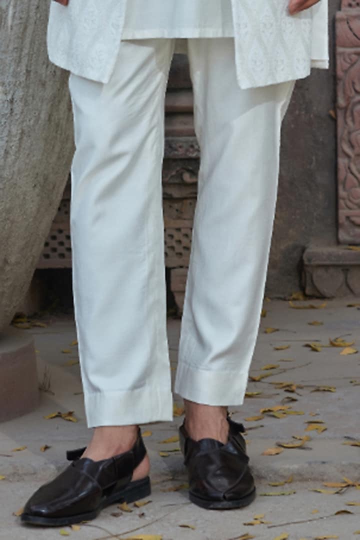 White Georgette Chikankari Embroidered Wedding Indowestern Set by Bohame Men at Pernia's Pop Up Shop