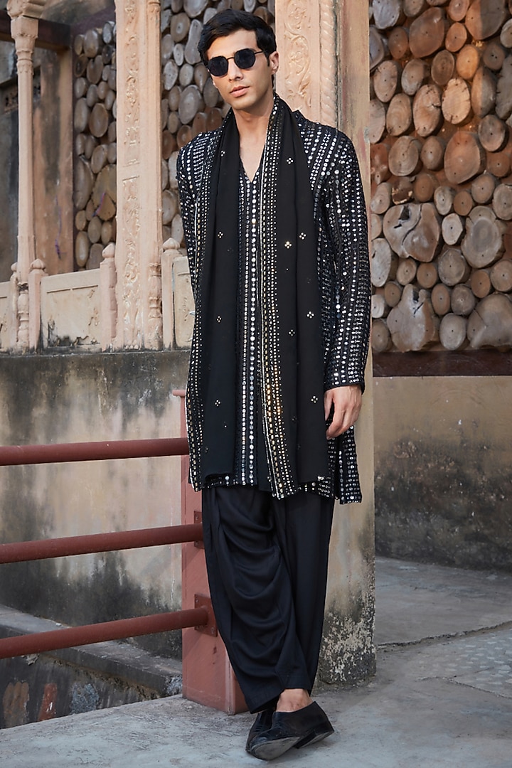 Black Georgette Chikankari Embroidered Kurta Set by Bohame Men at Pernia's Pop Up Shop