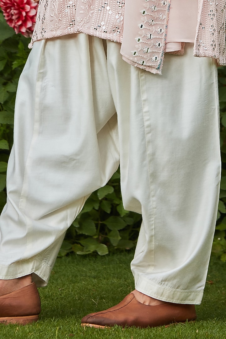Light Pink Georgette Embroidered Kurta Set by Bohame Men at Pernia's Pop Up Shop