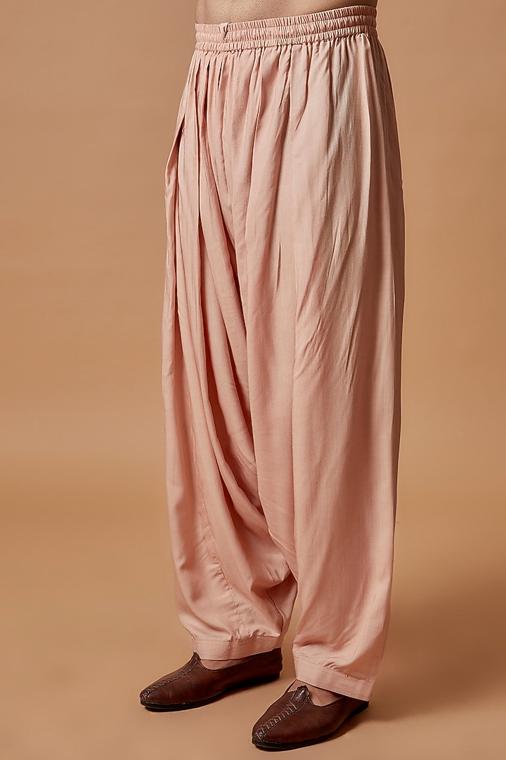 Rose Gold Georgette Embroidered Kurta Set by Bohame Men at Pernia's Pop Up Shop