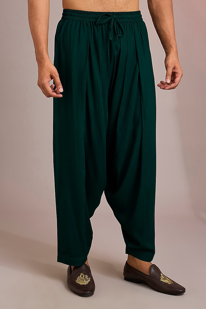 Bottle Green Silk Kurta Set by Bohame Men at Pernia's Pop Up Shop