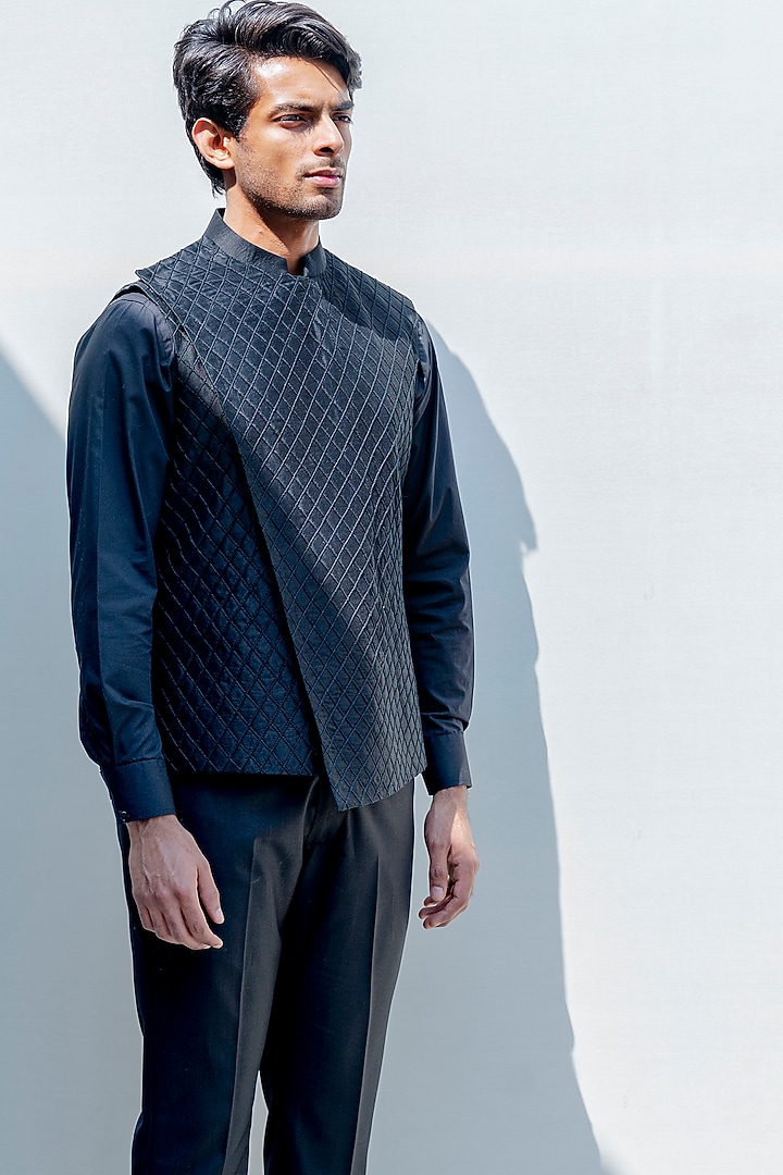 Black Silk Criss-Cross Embroidered Overlapped Nehru Jacket Set by Bohame Men at Pernia's Pop Up Shop