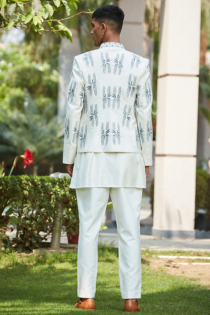 Off-White Cotton Silk Tussar Embroidered Indo-Western Set by Bohame Men at Pernia's Pop Up Shop