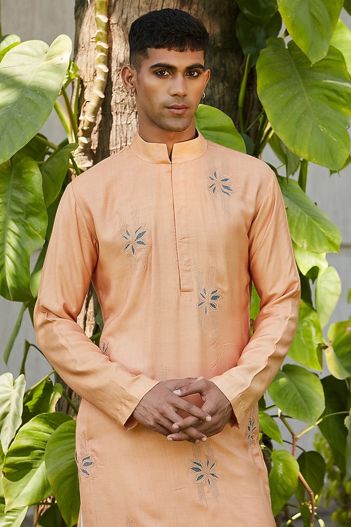 Rose Gold Cotton Silk Tussar Embroidered Kurta Set by Bohame Men at Pernia's Pop Up Shop