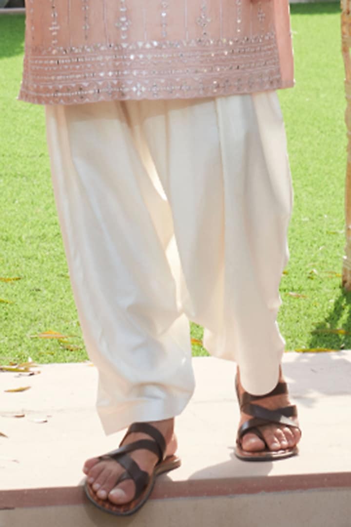 Peach Chanderi Chikankari Embroidered Kurta Set by Bohame Men at Pernia's Pop Up Shop
