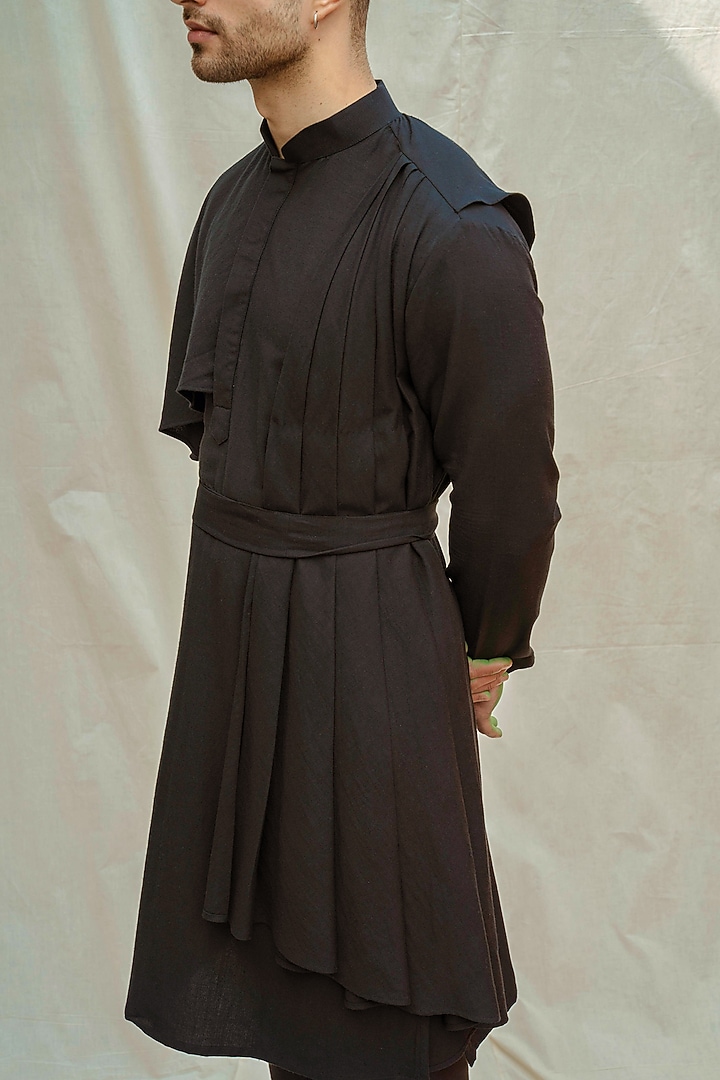 Black Cotton Linen Kurta Set by Bohame Men at Pernia's Pop Up Shop