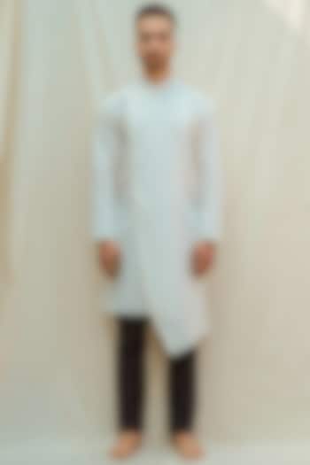White Kurta With Black Pants by Bohame Men at Pernia's Pop Up Shop